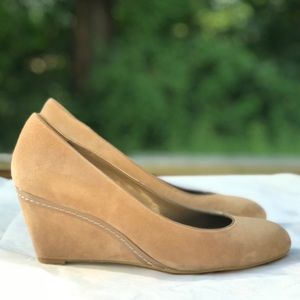 Franco Sarto- Olive Wedges